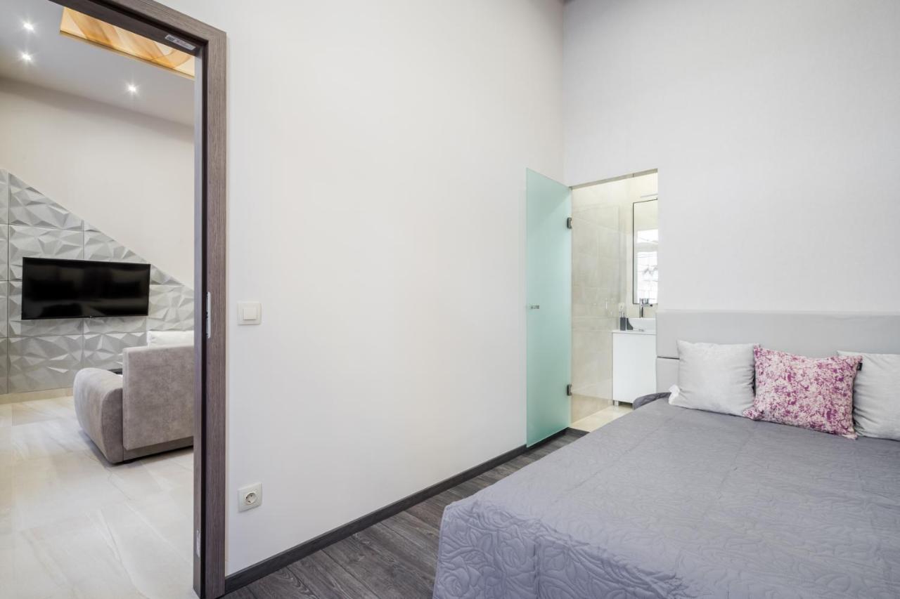Chic Comfort Suite For 6 By Oktogon Budapest Eksteriør billede